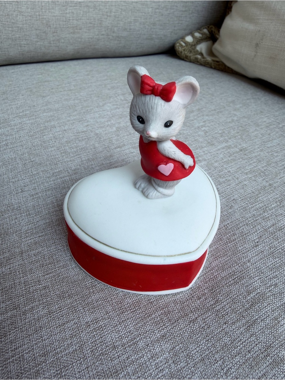Lefton Frisky Friends Valentine Mouse Heart Trinket Box 1985